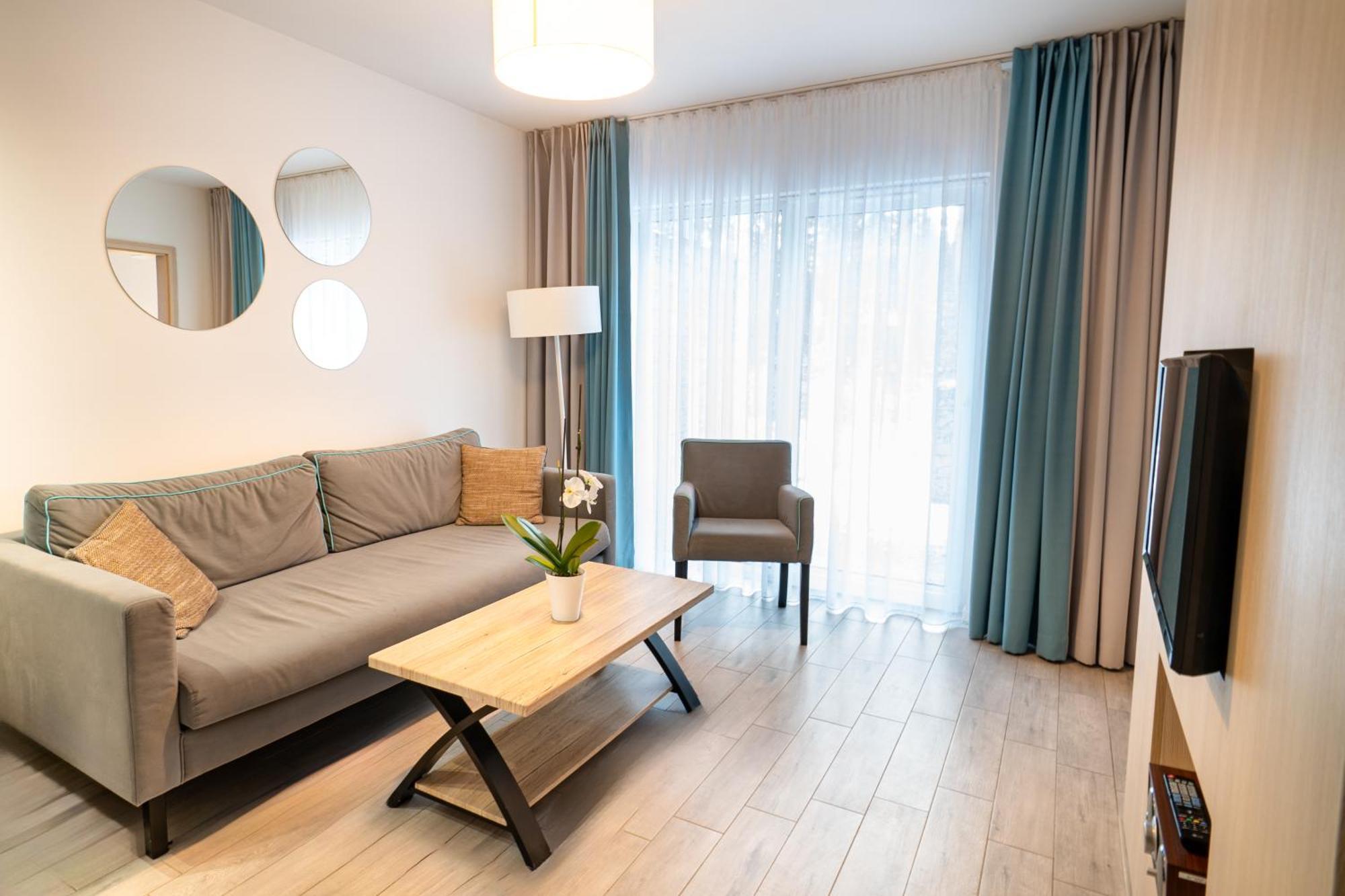 Osrodek Szkoleniowo-Wypoczynkowy "Lesnik" Hotel Ustka Bagian luar foto