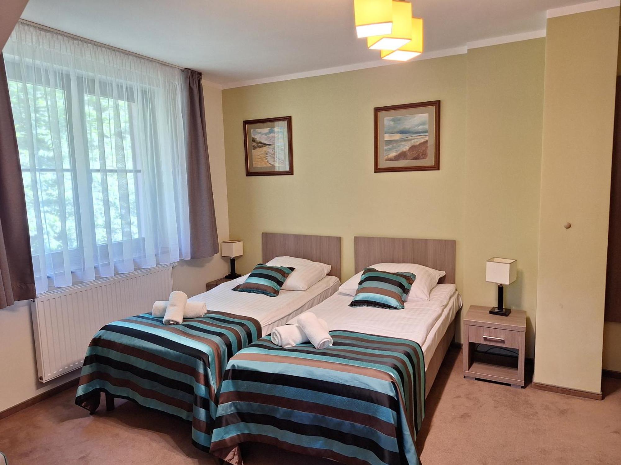 Osrodek Szkoleniowo-Wypoczynkowy "Lesnik" Hotel Ustka Bagian luar foto